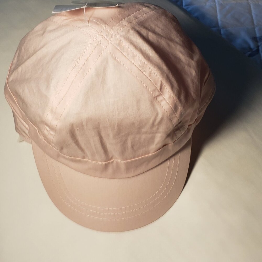 Baby bonnet with neck flap